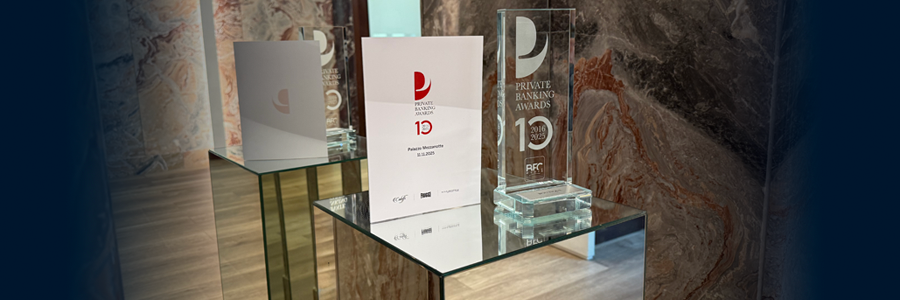 Totem del premio best boutique ai PB Awards 2025